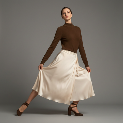 Elegant Women's Cardigan | Timeless Sweater for All Seasons